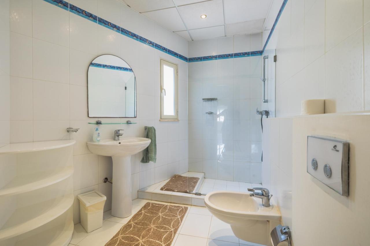 Villa Palma - Sunset Sea Views With Pool, Jacuzzi, Sauna And Games Room المليحة المظهر الخارجي الصورة