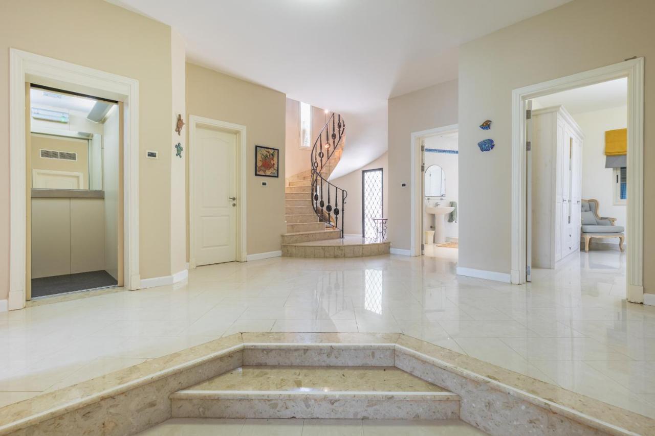 Villa Palma - Sunset Sea Views With Pool, Jacuzzi, Sauna And Games Room المليحة المظهر الخارجي الصورة