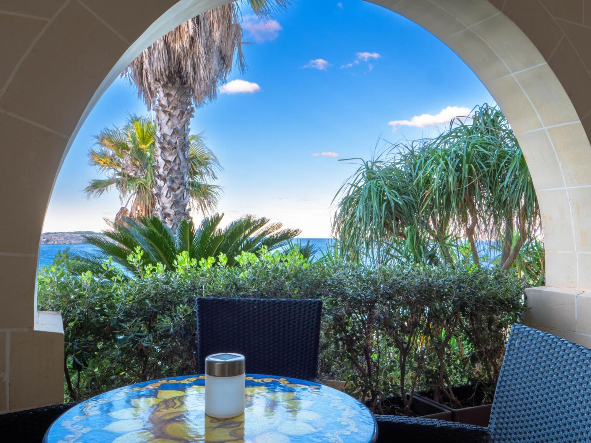 Villa Palma - Sunset Sea Views With Pool, Jacuzzi, Sauna And Games Room المليحة المظهر الخارجي الصورة