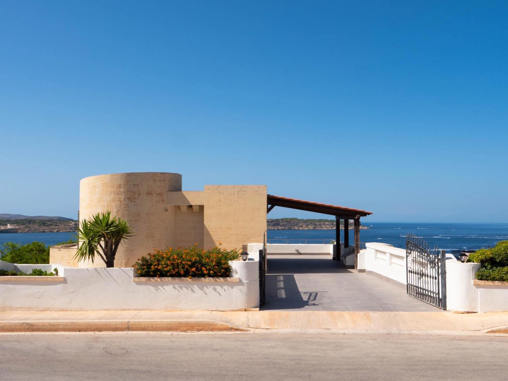 Villa Palma - Sunset Sea Views With Pool, Jacuzzi, Sauna And Games Room المليحة المظهر الخارجي الصورة