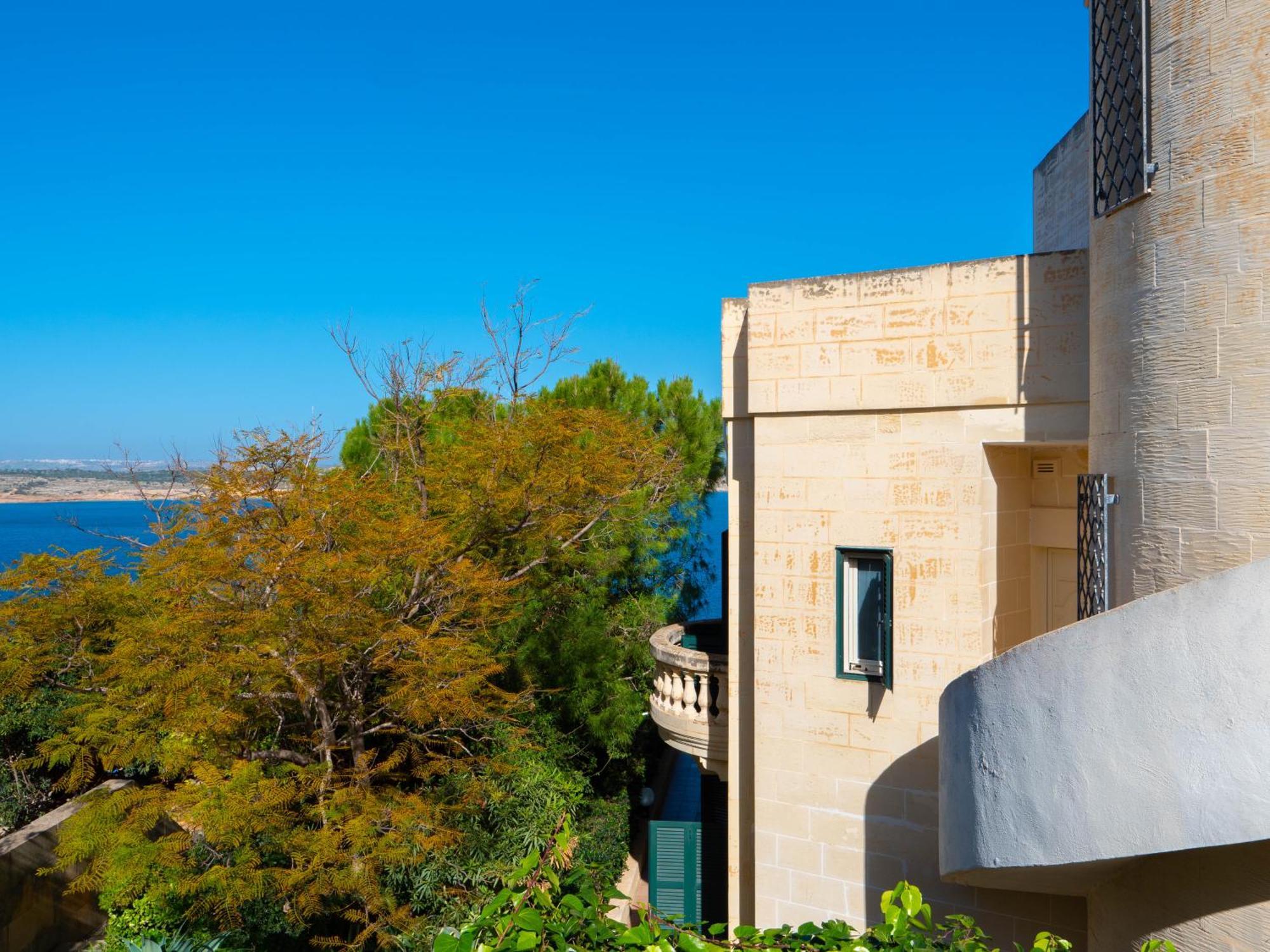 Villa Palma - Sunset Sea Views With Pool, Jacuzzi, Sauna And Games Room المليحة المظهر الخارجي الصورة